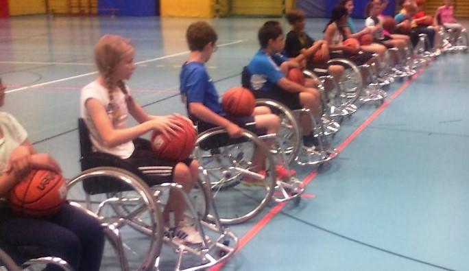 Basketballspielen auf Rollen