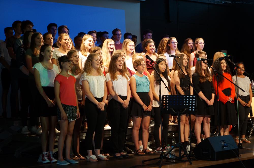 Benefiz-Konzert für "Helfen hilft" begeistert die Zuhörer