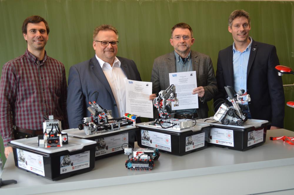 Erfolgreiche Bildungspartnerschaft mit Ruch Novaplast wird verlängert