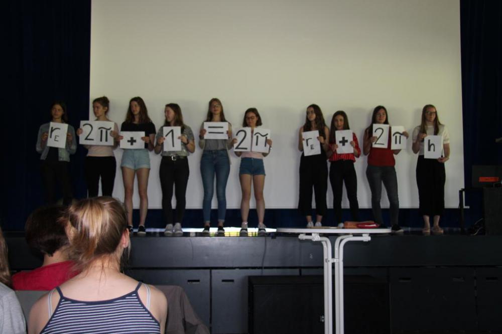 HFG-Klassen erfolgreich bei MoG-Siegesfeier