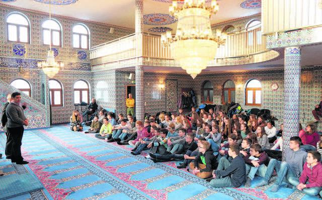 HFG-Schüler besuchen Moschee