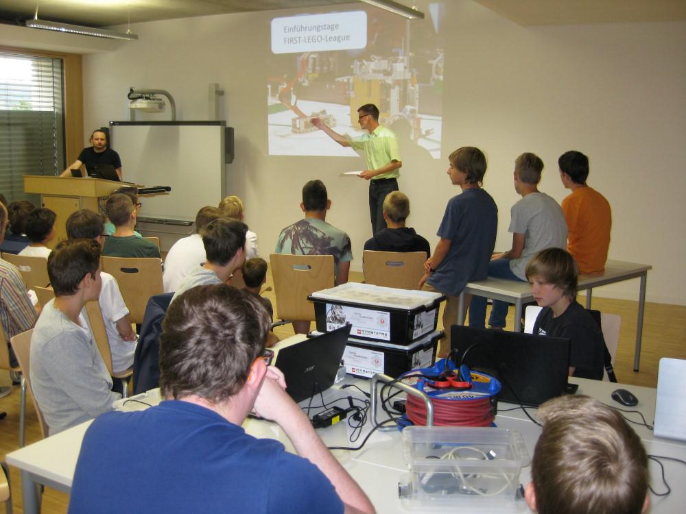 Robotik AG bei FIRST LEGO League