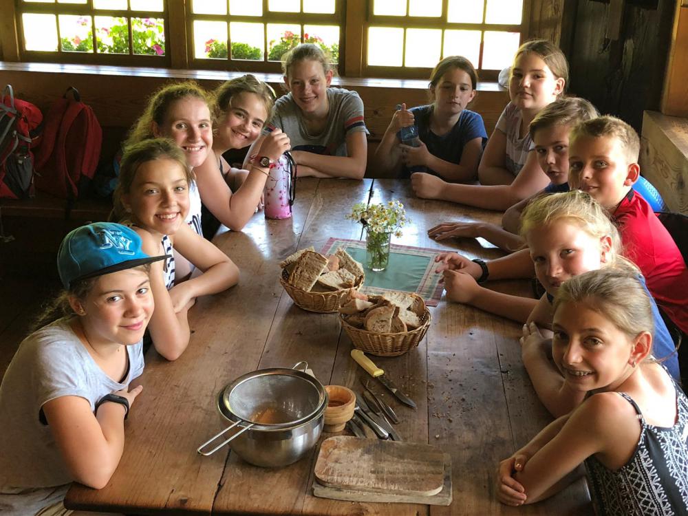 Schülerbegegnung auf den Vogtsbauernhöfen