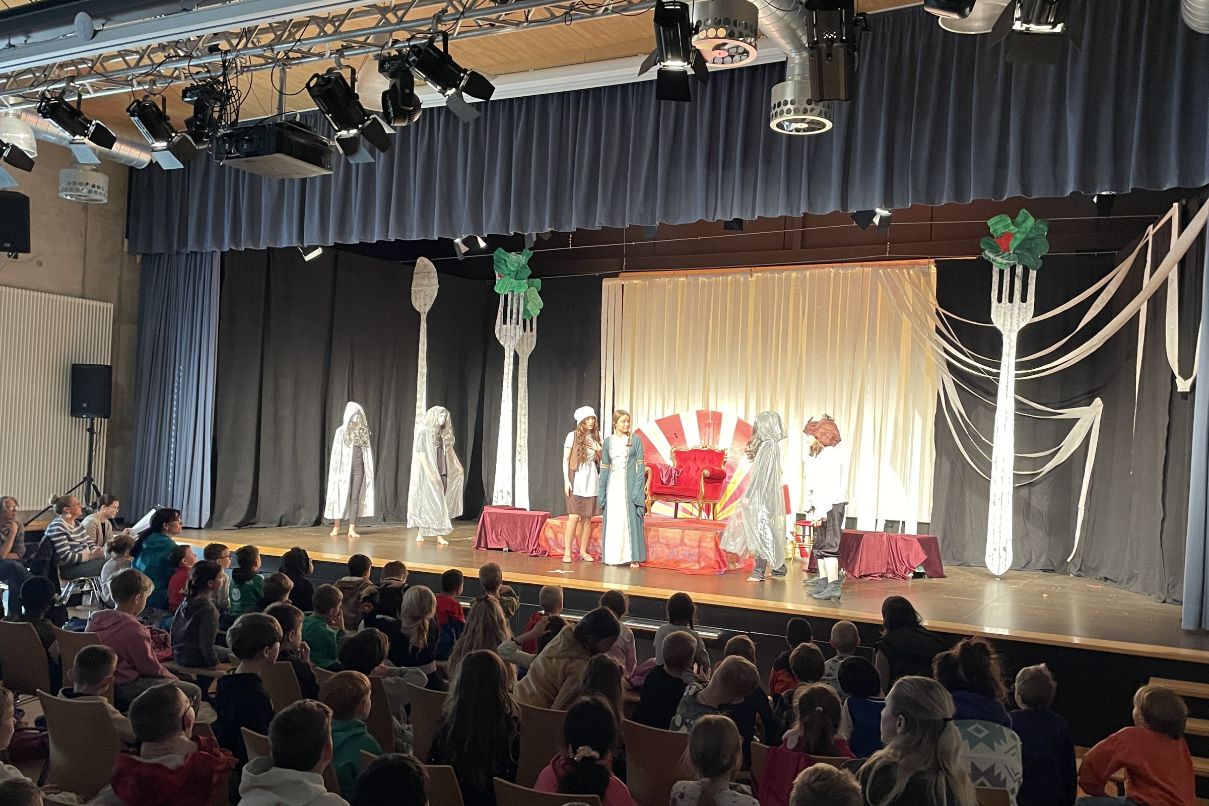 theater_szene_1_forum